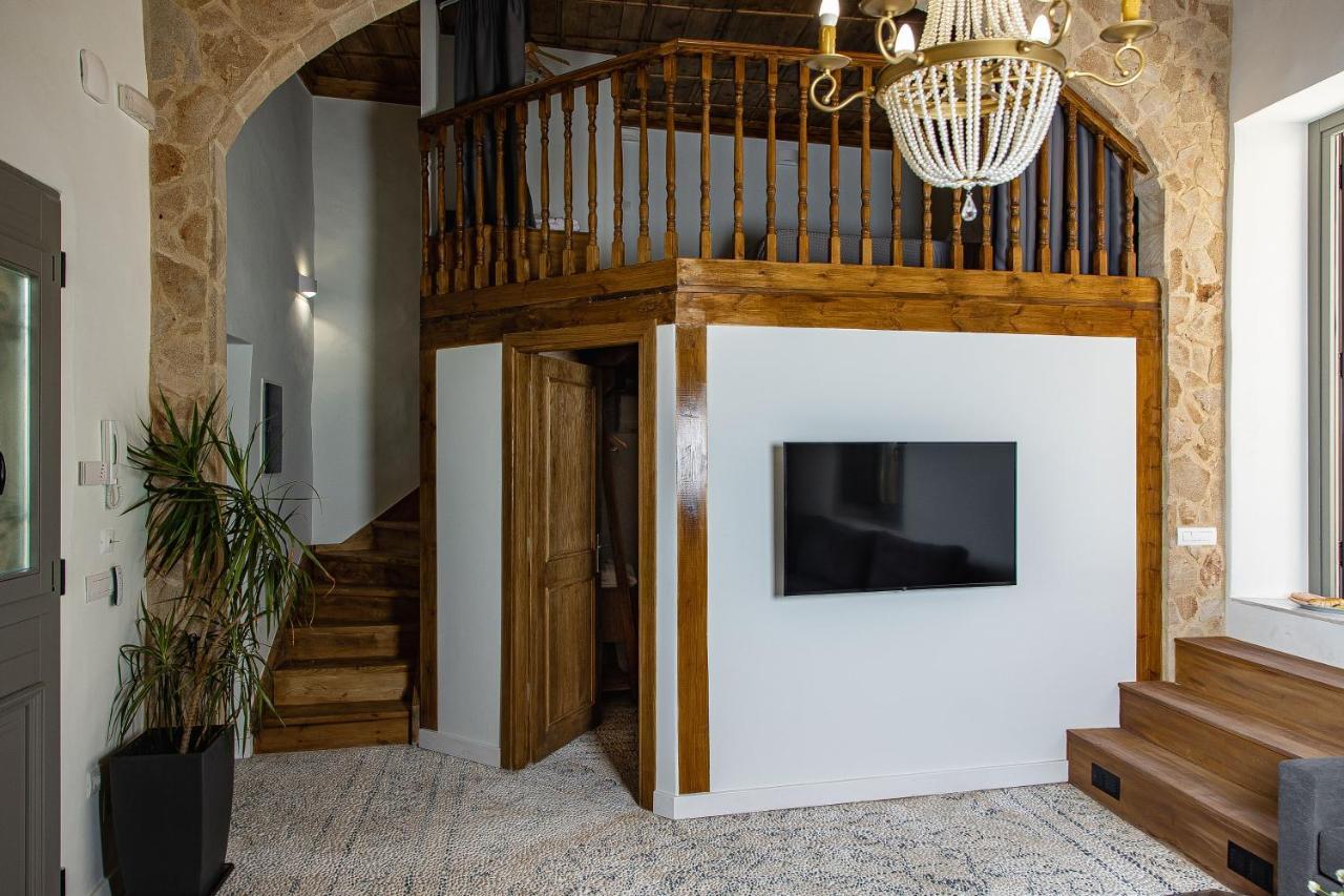 Villa Melitia Traditional House *
